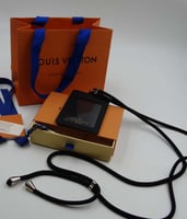 كارد هولدر لويس فيتون