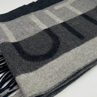 وشاح لويس فنيون