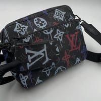 شنطة لوي فيتون لون أسود