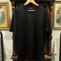 تيشيرت لويس فيتون اسود بشعار