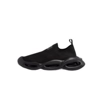 حذاء دولتشي اند قابانا لون أسود