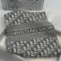 وشاح ديور سكري ورمادي