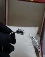 سوارة روبرتو كوين معصم وردي و فضي