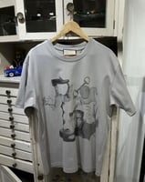 تيشيرت قوتشي رمادي