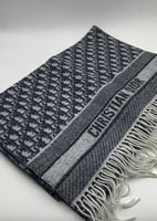 وشاح ديور كحلي