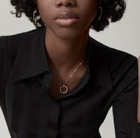 سلسال كارتييه مسمار ذهبي بكرستال