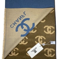 وشاح شانيل حجم كبير