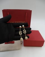 حلق فالنتينو ذهبي طويل