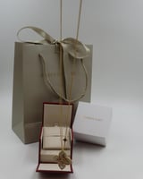 سلسال روبرتو كوين ابيض وذهبي