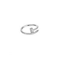 خاتم كارتييه لون فضي مسمار الماس ابيض