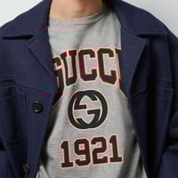 تيشيرت قوتشي رمادي —