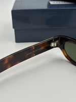 نظارة قوتشي بنيه