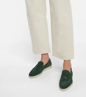 حذاء لوربيانا لون زيتي