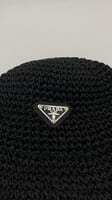 قبعة برادا دائرية لون أسود