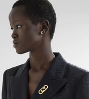 حلق فندي لون ذهبي