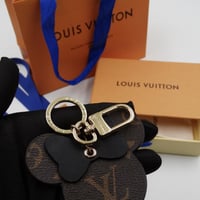 ميدالية لويس فيتون بنيه