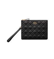 باوتش ديور لون اسود