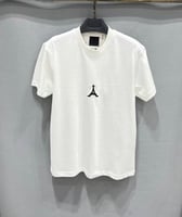 تيشيرت جيفينشيGIVENCHY