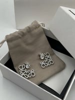 حلق لويفي فضي