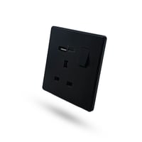 فيش ثلاثي مع مدخل usb ومدخل type c