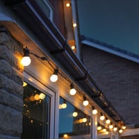 بكج الانارة عقد 10متر مع عشرة لمبات ليد 12 واط