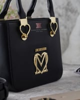 شنطة كتف/كروس ماركة لوف موسكينو - أسود
