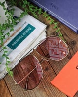 نظارة شمسية Unisex ماركة فندي - Red Fendi Logo