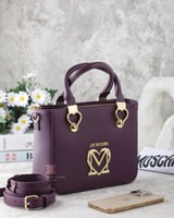 شنطة كتف/كروس ماركة لوف موسكينو - عنابي