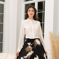 بلوزة بتصميم انيق