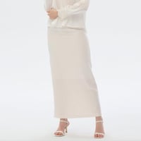 تنورة بنقشة مميزة