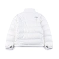 جاكيت نورث فيس ابيض