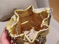 شنطة شانيل دلو