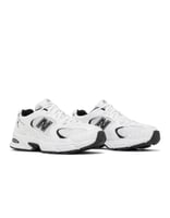 New Balance 530 اسود وابيض