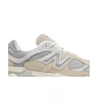 New Balance 10