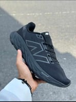 New Balance 25