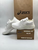 ASICS 16