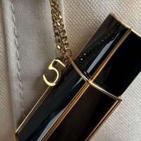 5 Chanel