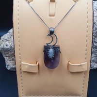 تعليقه حجر الجمشت البرواز انتيمون