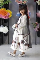 فستان بناتي ليوم التأسيس