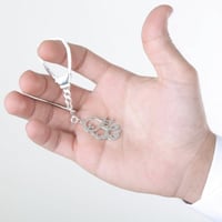 ميدالية مفاتيح بالاسم