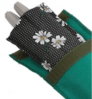 حافظة فريو لون اخضر ( قلمين )