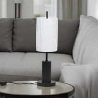 اباجورة طاولة