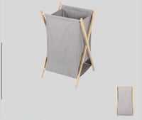 سلة ملابس لون رصاصي