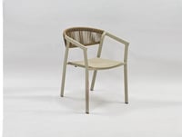 كرسي حديد خارجي