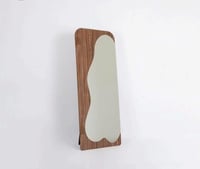 مراية استاند اطار خشبي