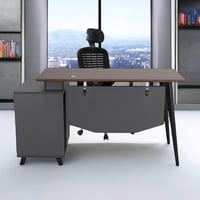 طاولة مكتب خشب بني