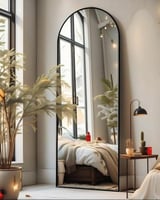 مراية حديد اسود