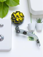 حامل بطاقة مع شعار مجسم ميدك