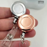 حامل بطاقة دائري معدني