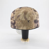 غطاء راس طبي ولراكبي الدراجات مموه بني